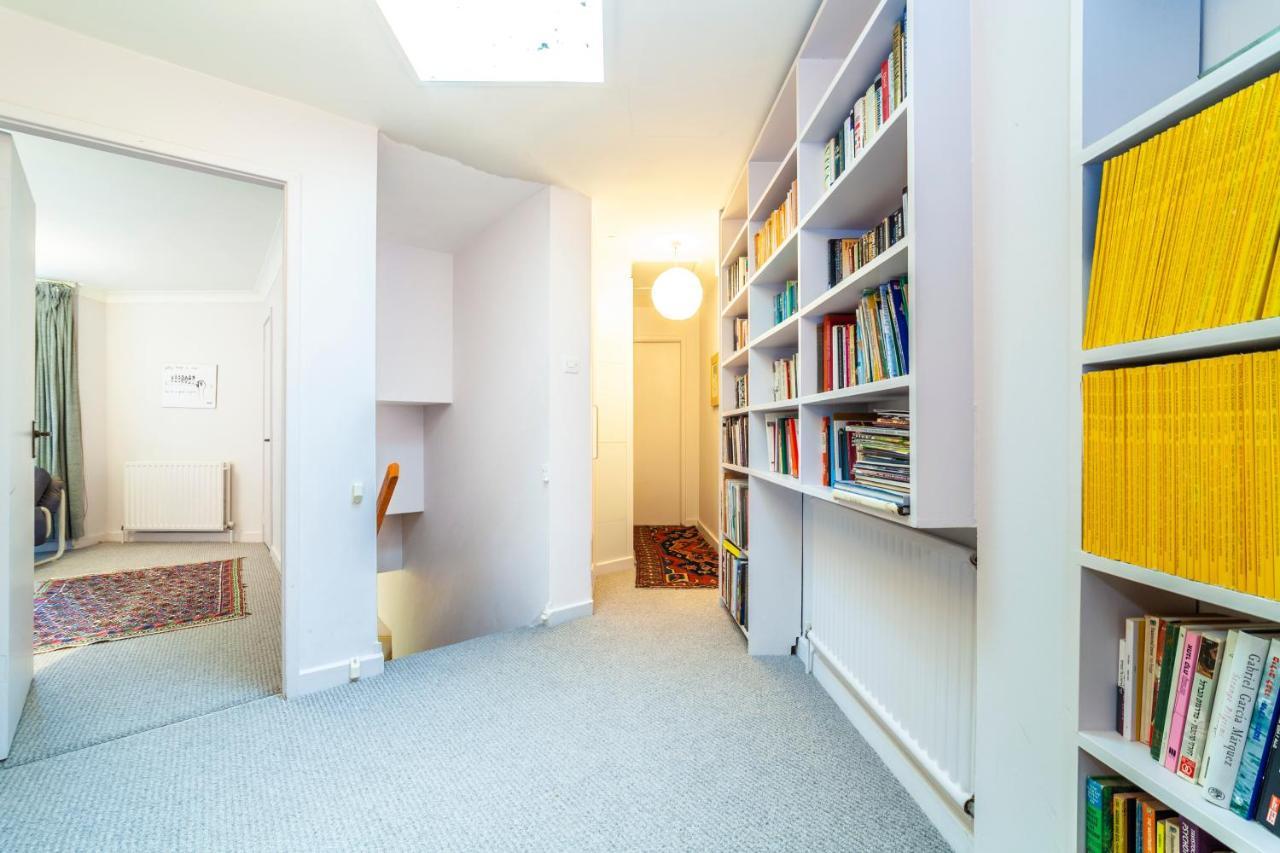 Kynance Mews Rustic And Unique Three Bedroom Mews House With A Private Courtyard Ferienhaus London